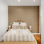V2G Vivid Stay Near Of Palais Royal 2 Br